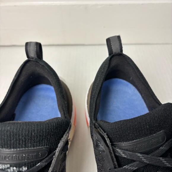 women’s nike invincible run 3 size 9 wide black and white - Picture 12 of 15